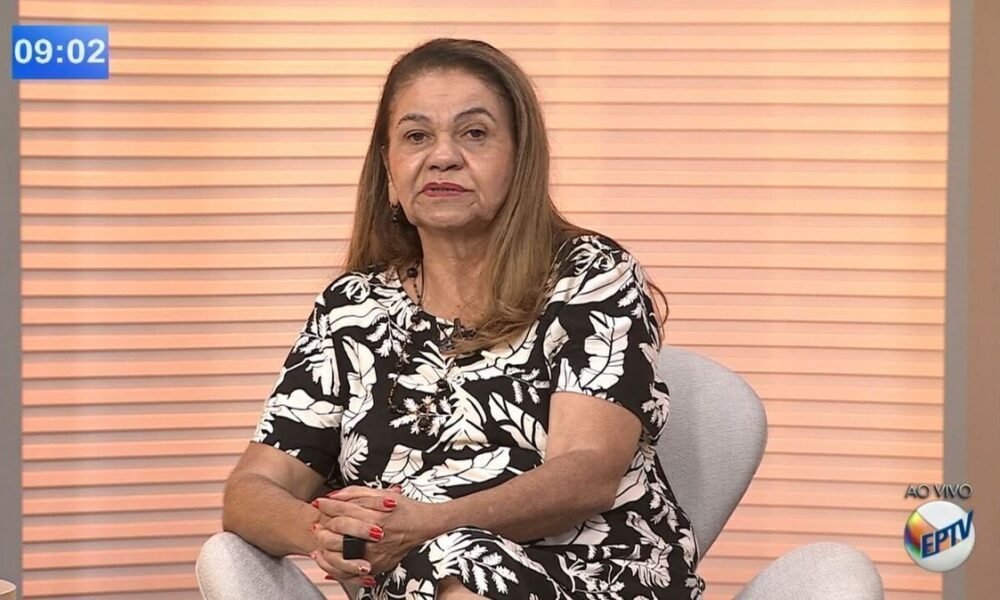 candidata, concorrente, postulante;