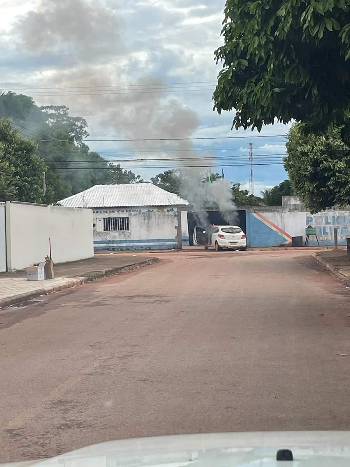 ação, missão, intervenção;