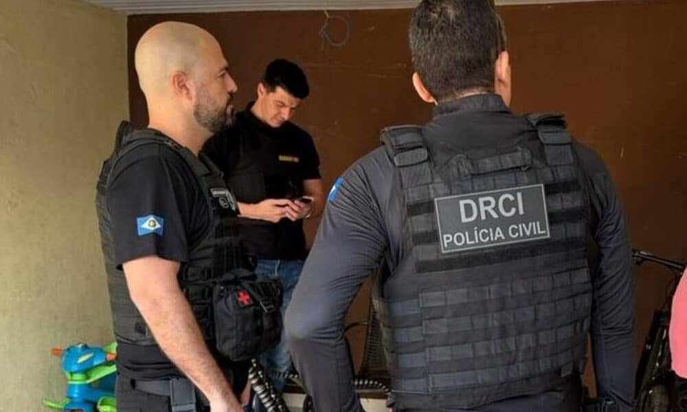 ação, investigação, procedimento;