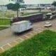 colisão, engavetamento, incidente;