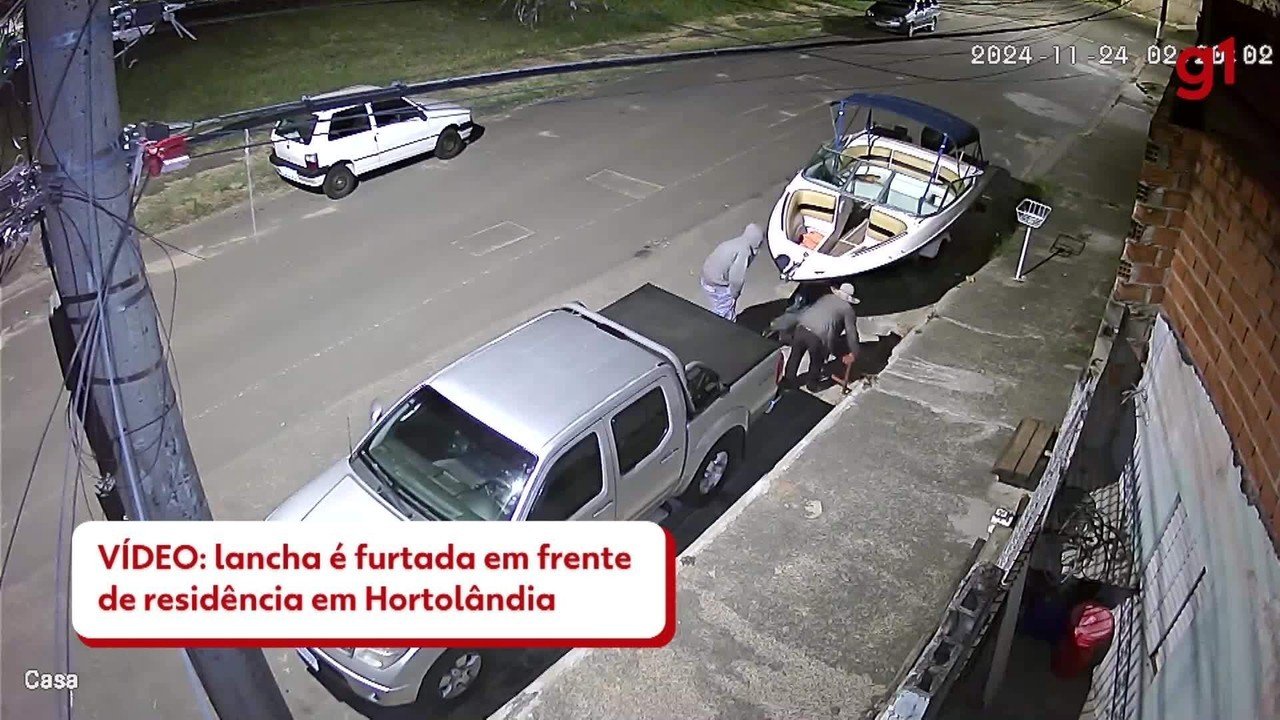 embarcação, barco;