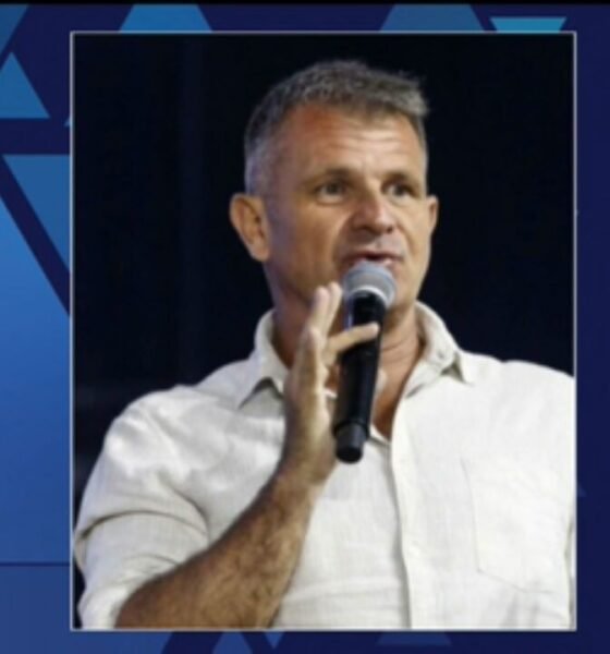 apóstolo, fundador, líder, religioso;